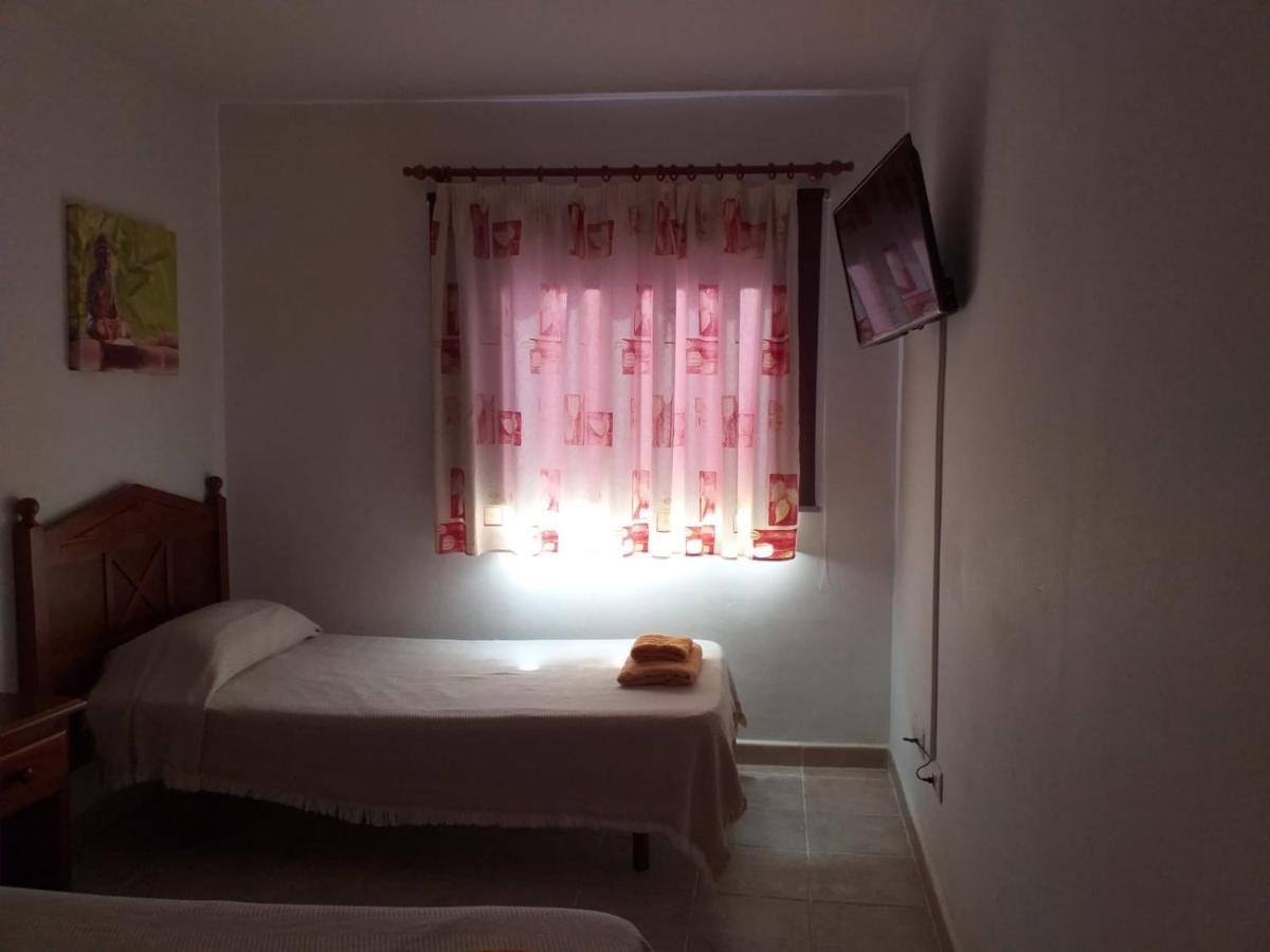 Apartamentos Maria La Restinga Dış mekan fotoğraf