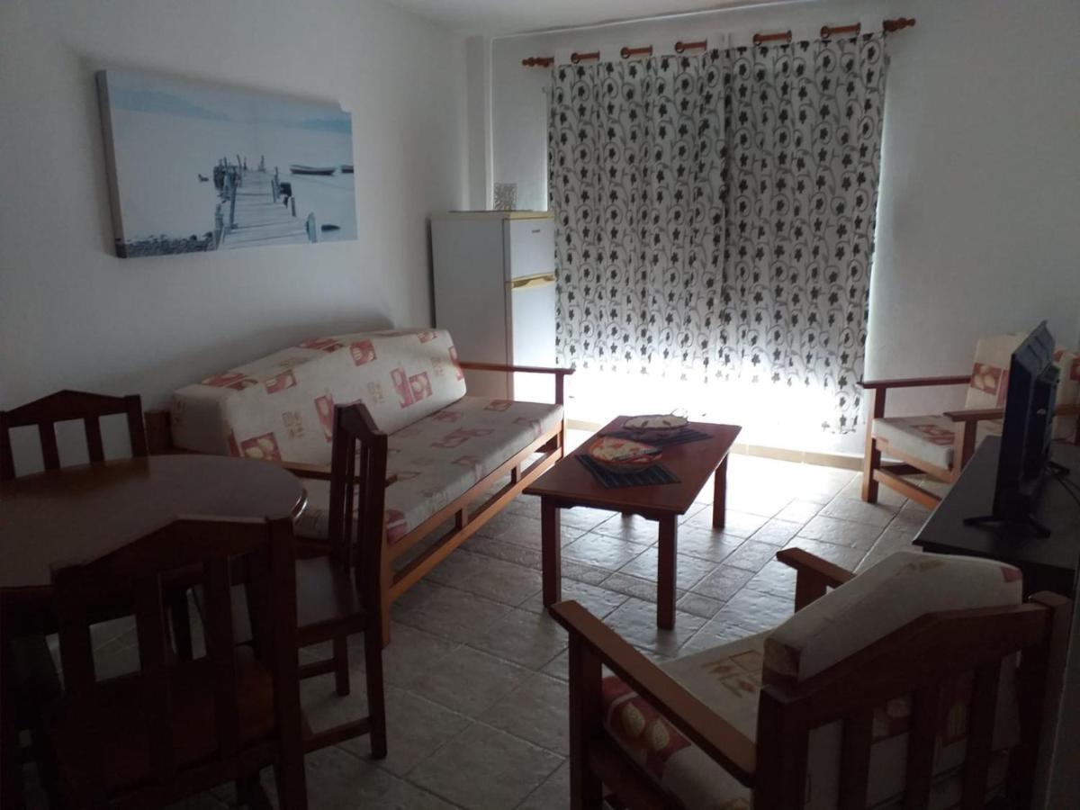 Apartamentos Maria La Restinga Dış mekan fotoğraf